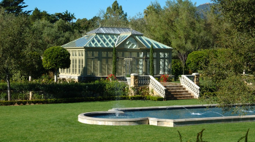 conservatory with fountain